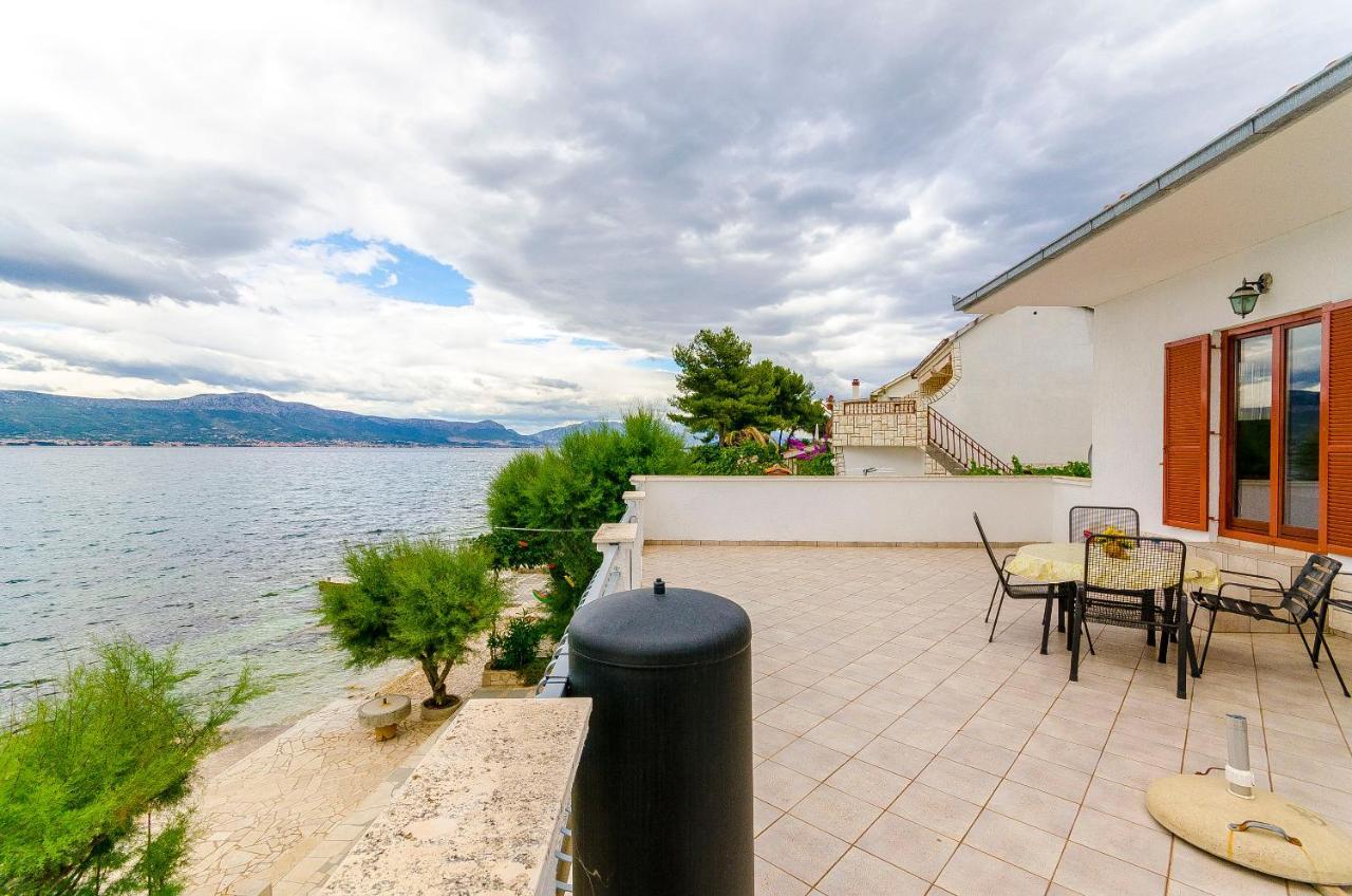 Apartments Marijana Трогир Экстерьер фото