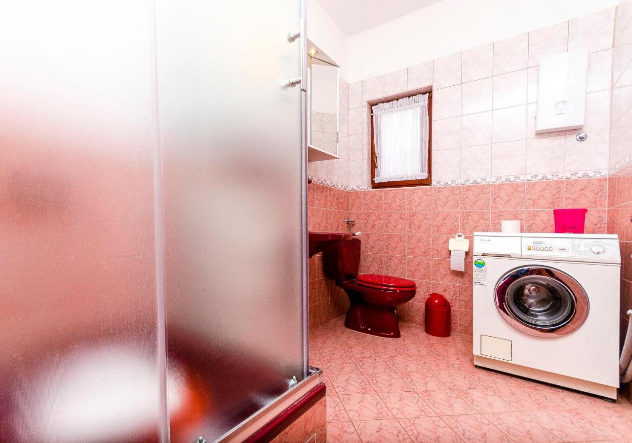 Apartments Marijana Трогир Экстерьер фото