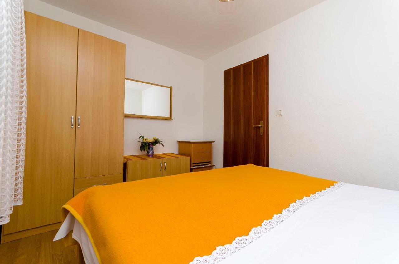 Apartments Marijana Трогир Экстерьер фото