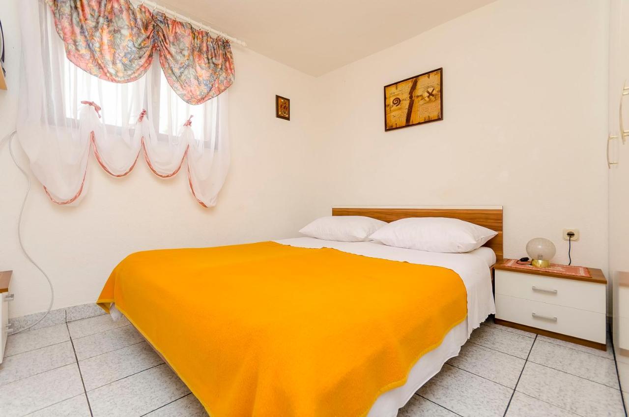Apartments Marijana Трогир Экстерьер фото