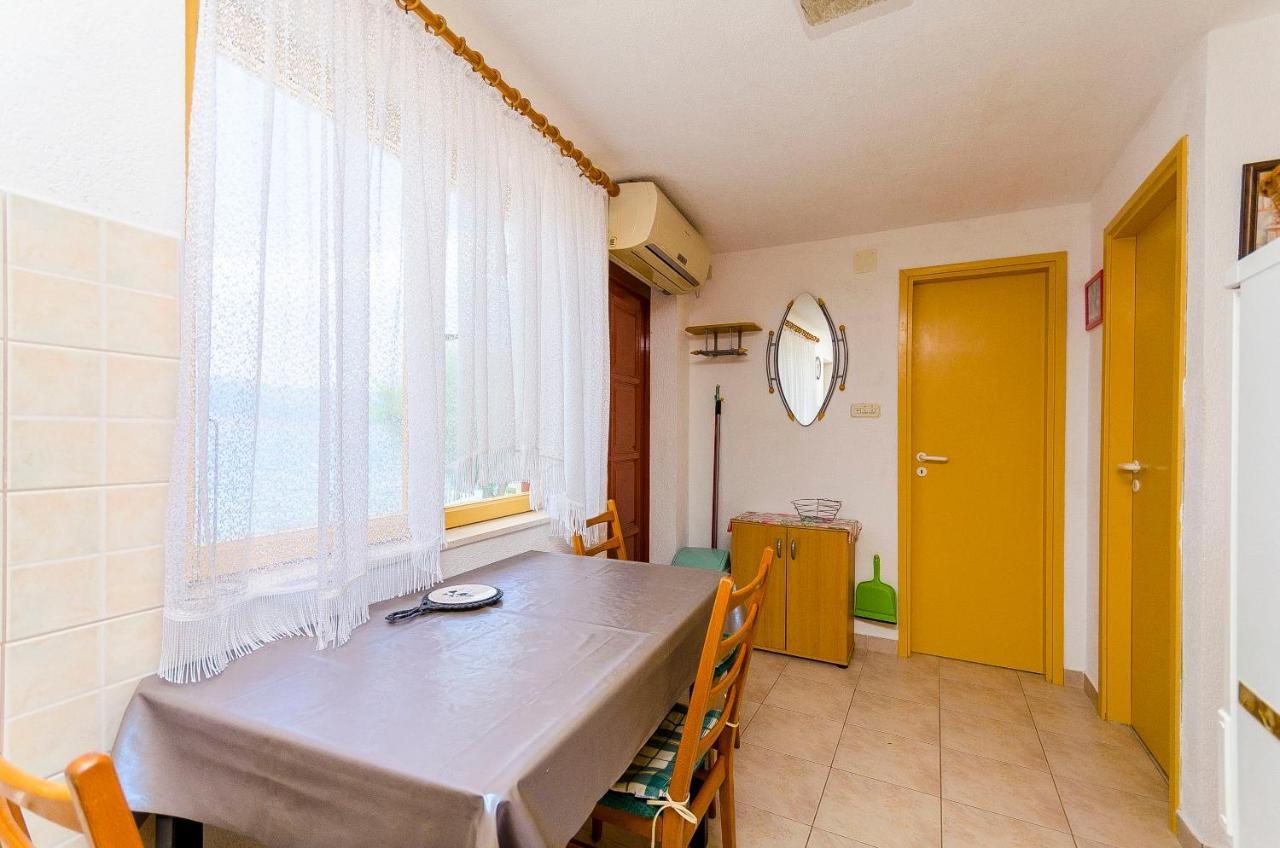 Apartments Marijana Трогир Экстерьер фото